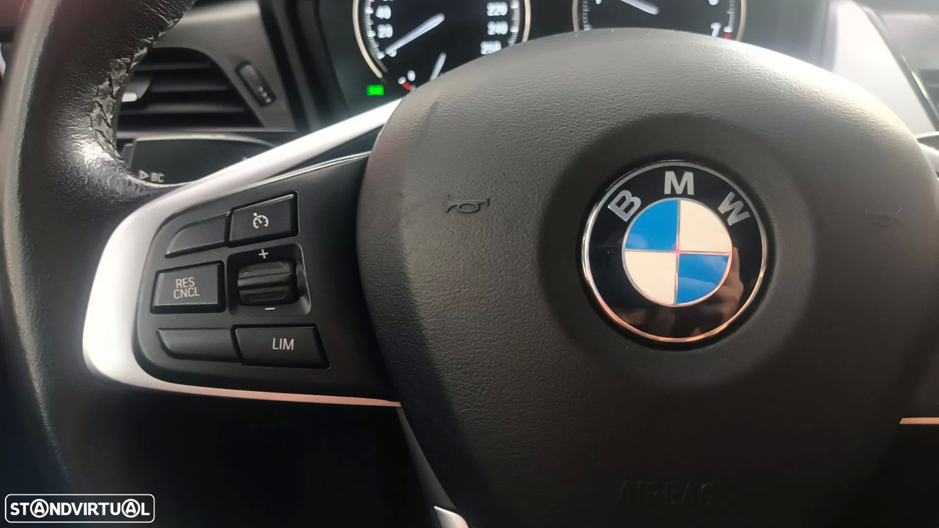 BMW 225xe Active Tourer Line Sport - 23