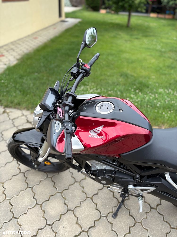 Honda CB 125R - 14