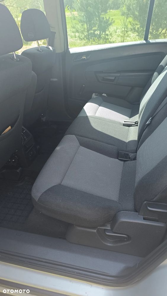 Opel Zafira 1.8 Cosmo - 8