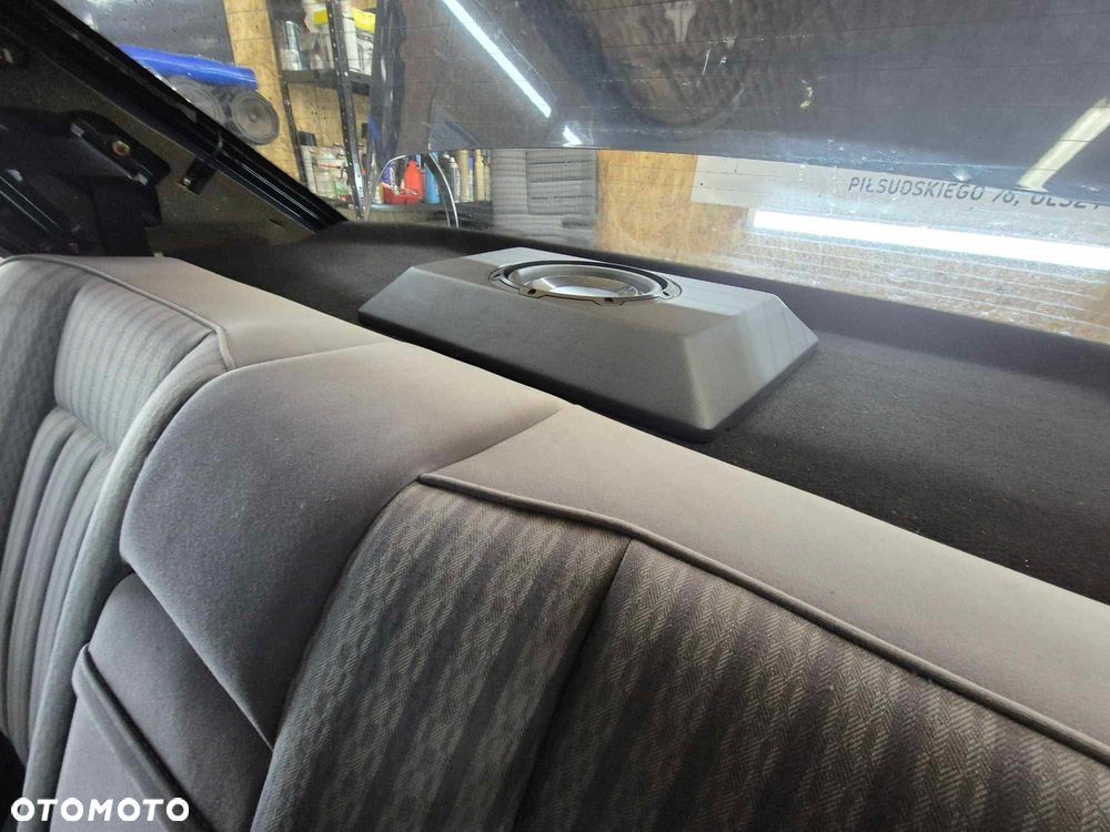 Mercedes-Benz W124 (1984-1993) - 38