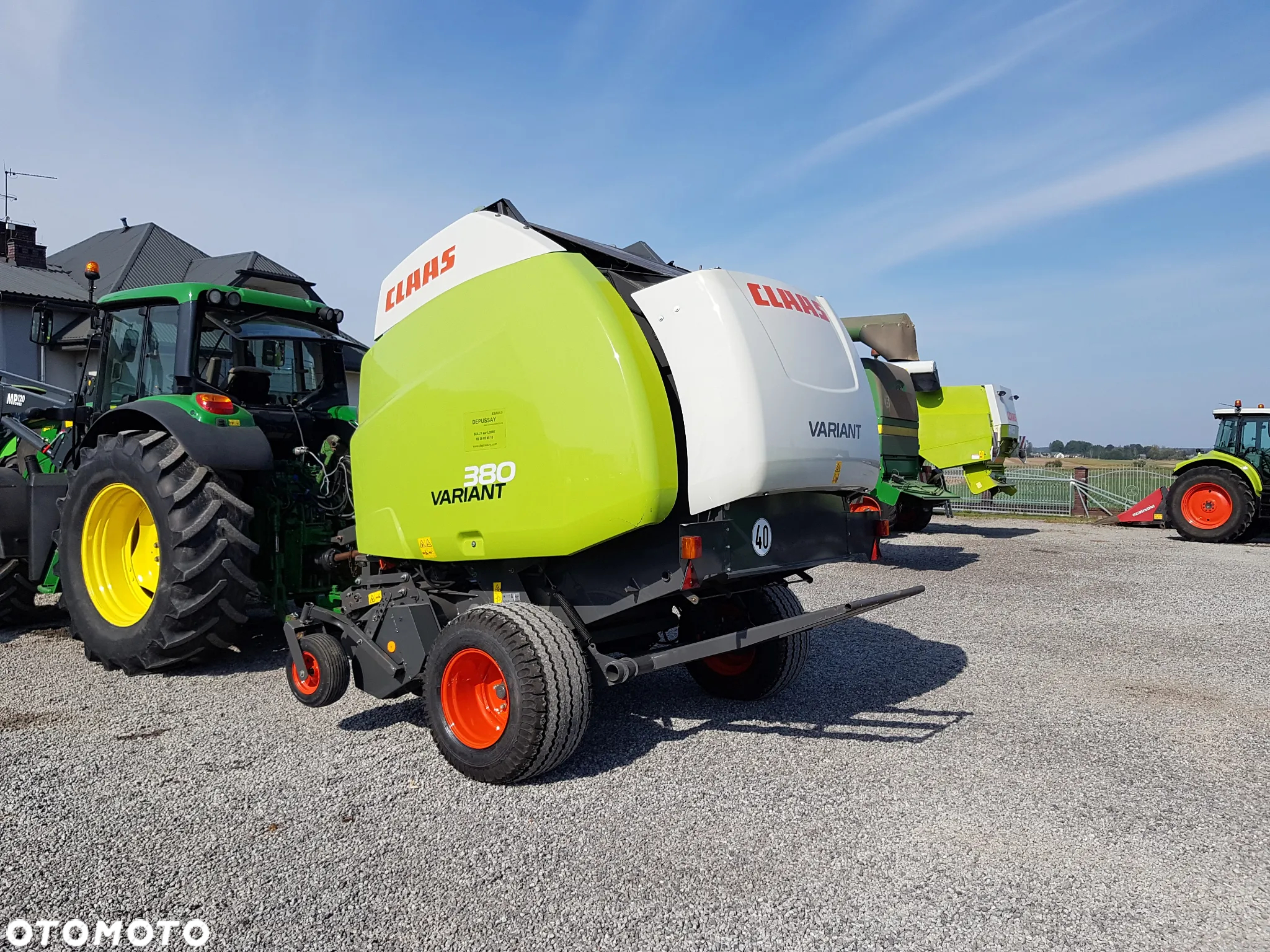 Claas VARIANT 380 - 20
