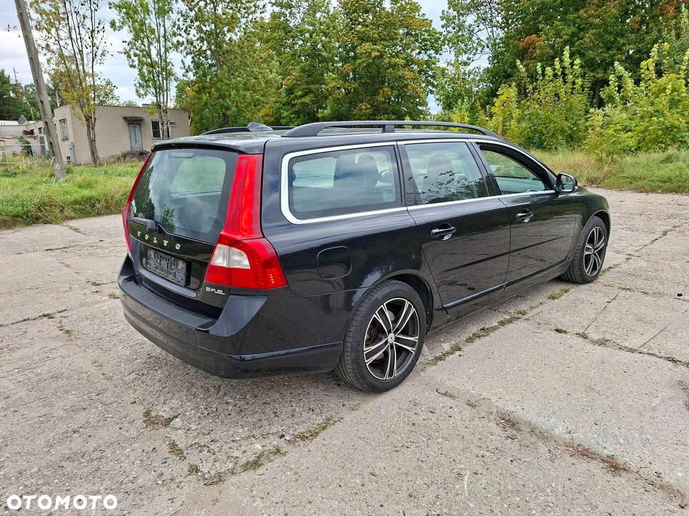 Volvo V70 2.5T Momentum - 15