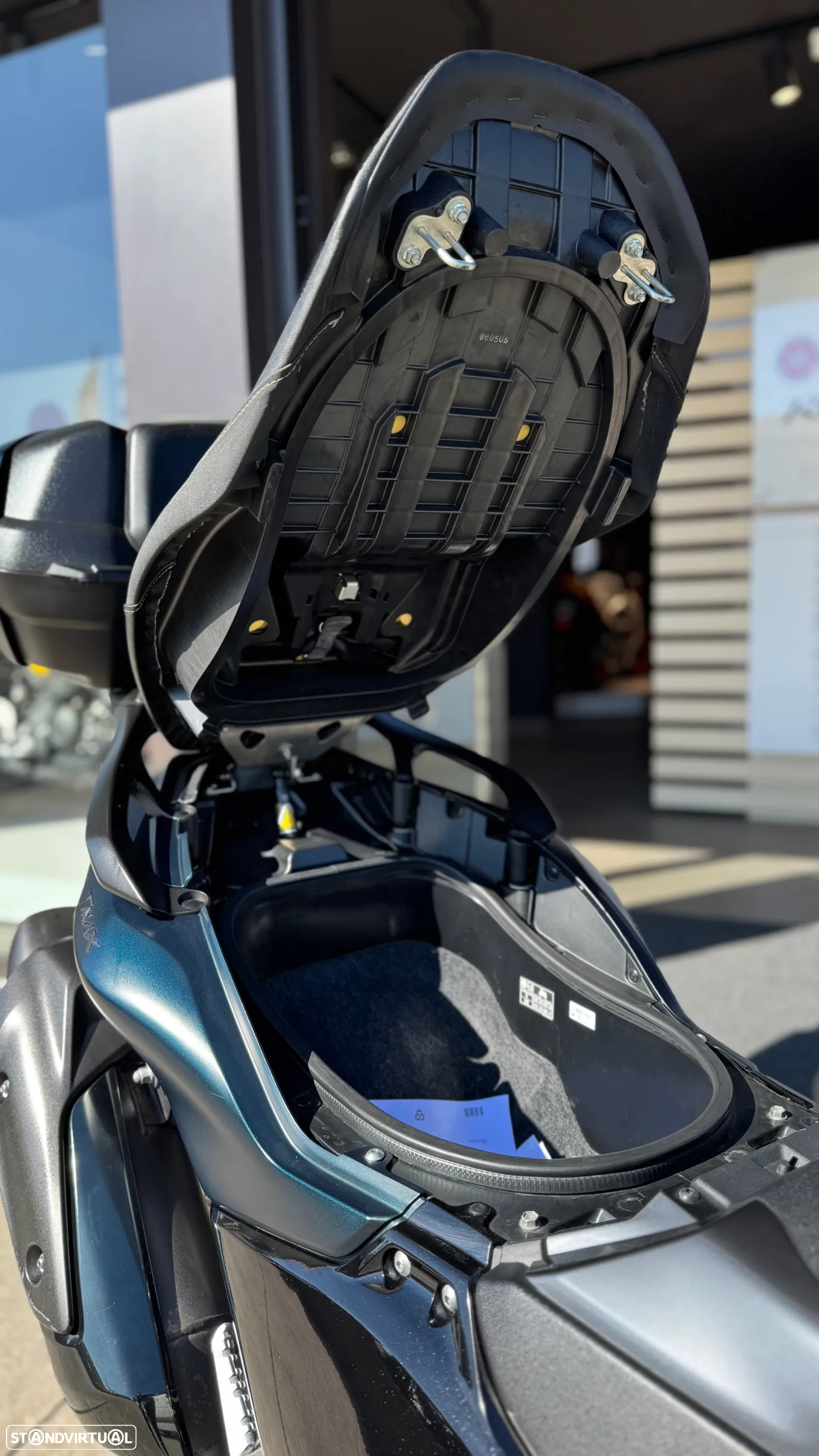 Yamaha TMAX tech Max - 5