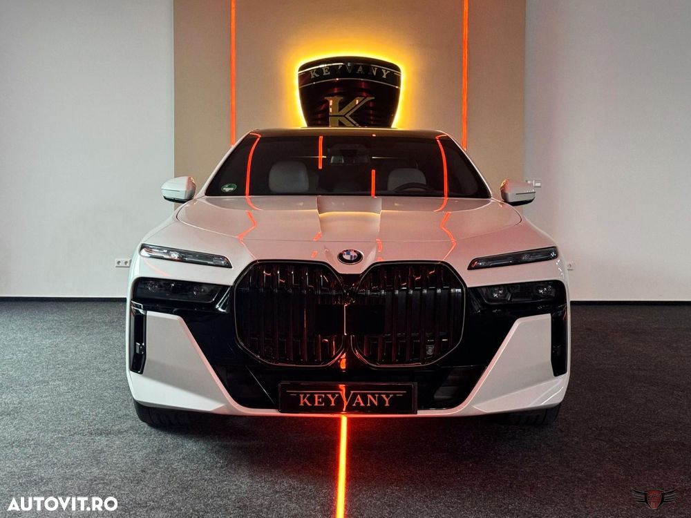BMW Seria 7 740d xDrive - 8