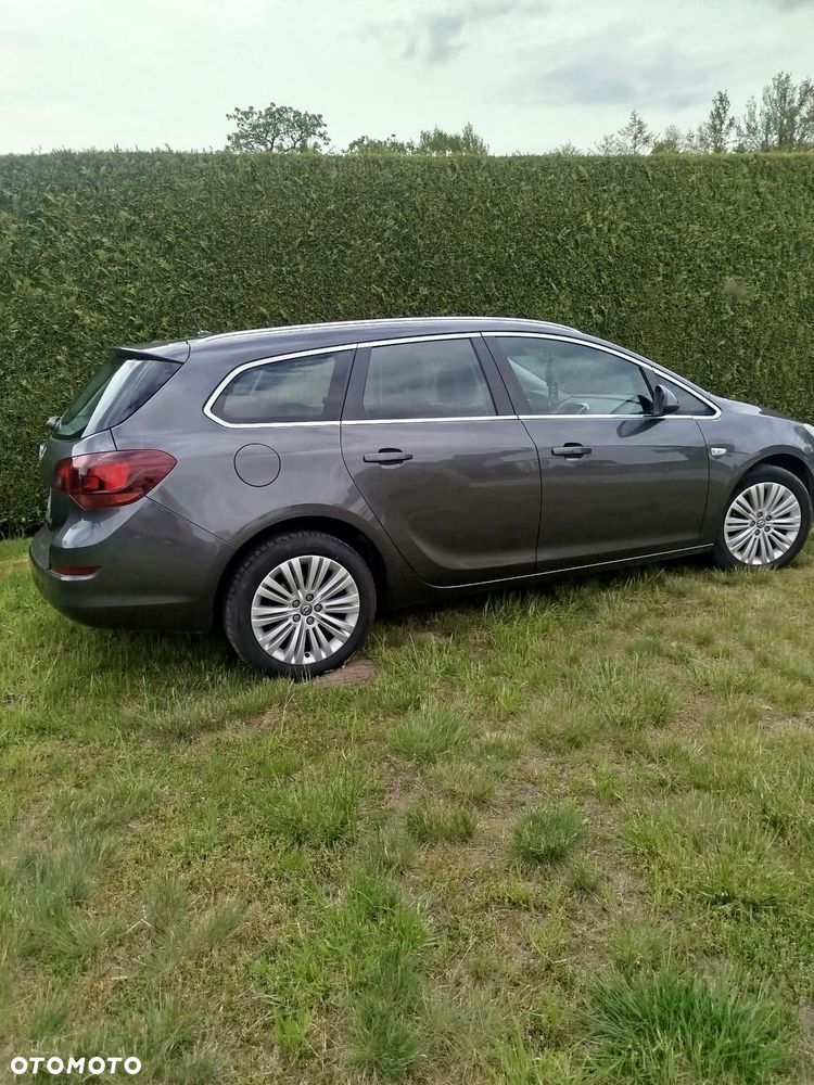 Opel Astra 1.4 T Sport - 9