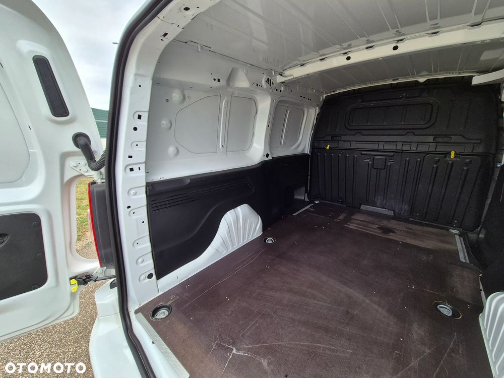 Peugeot PARTNER L2 1.5 130KM - 23