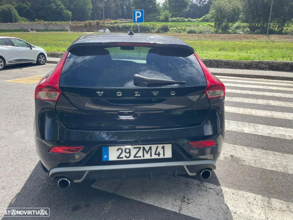 Volvo V40 1.6 D2 R-Design - 16