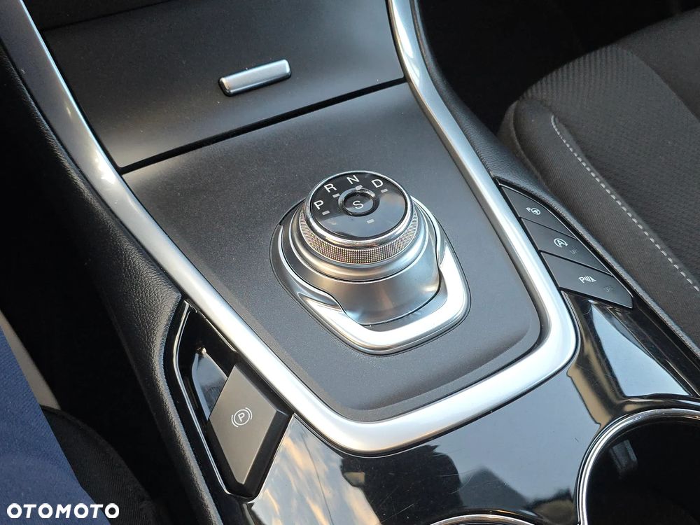 Ford S-Max 2.0 TDCi Titanium PowerShift - 33