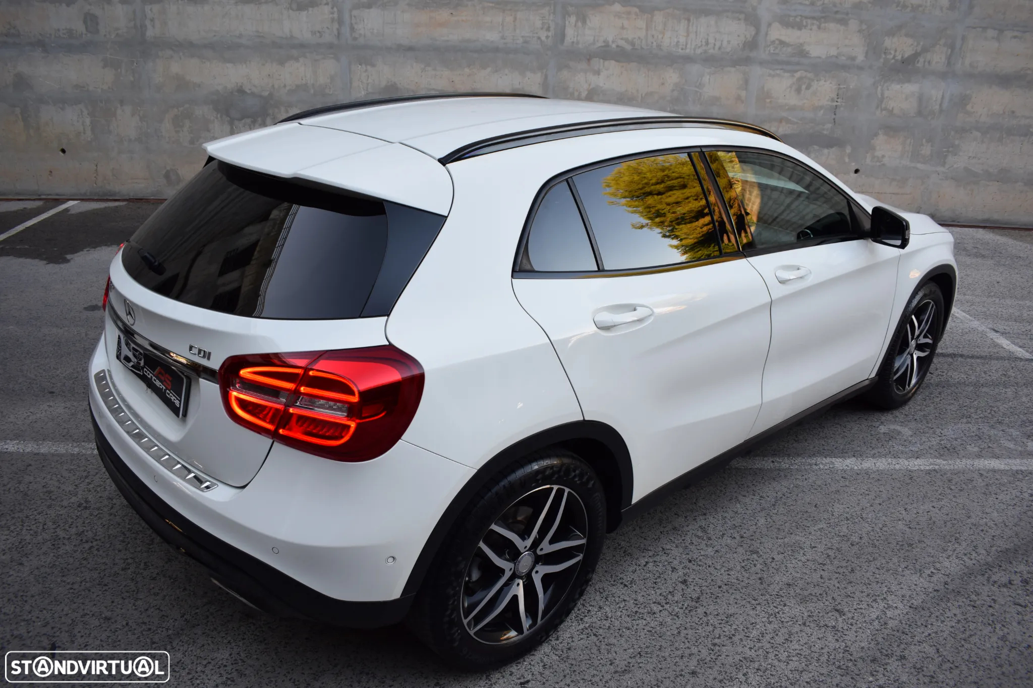 Mercedes-Benz GLA 180 CDi Urban - 54