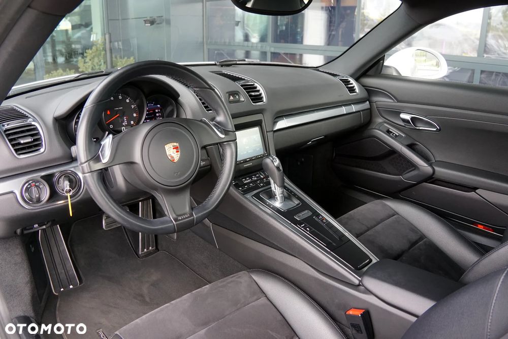 Porsche Cayman PDK Black Edition - 23