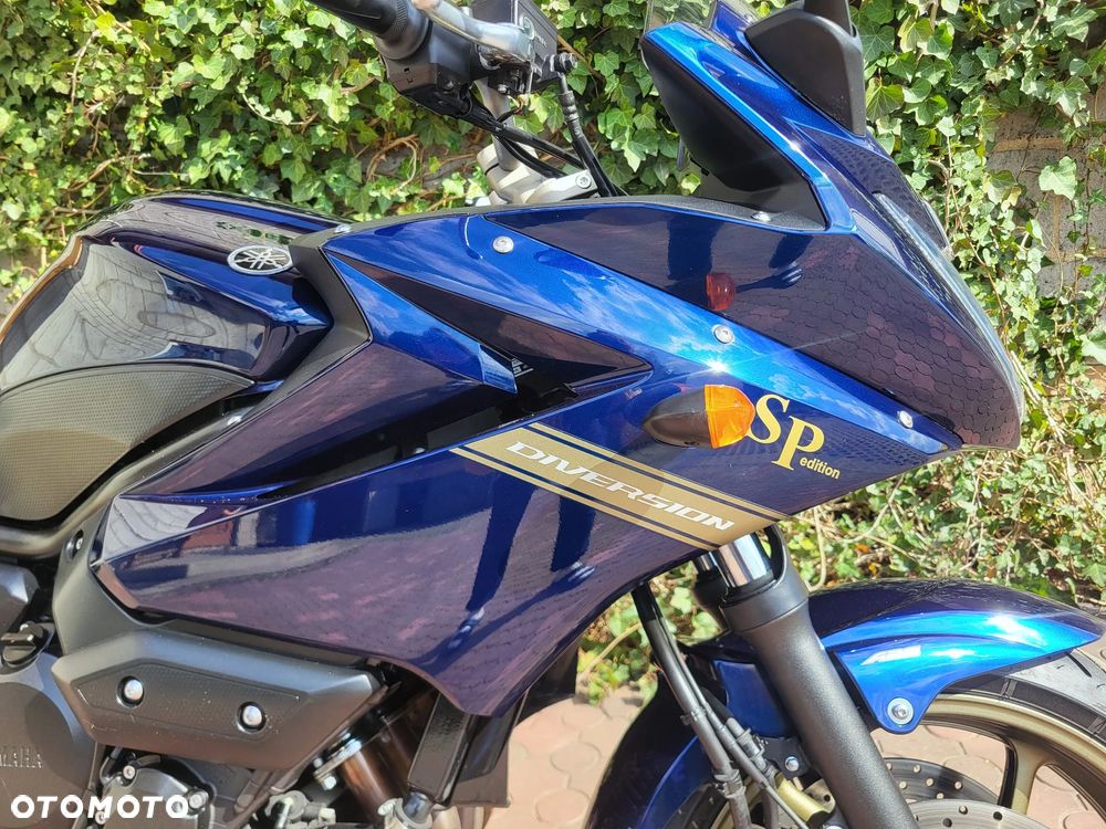 Yamaha XJ - 22