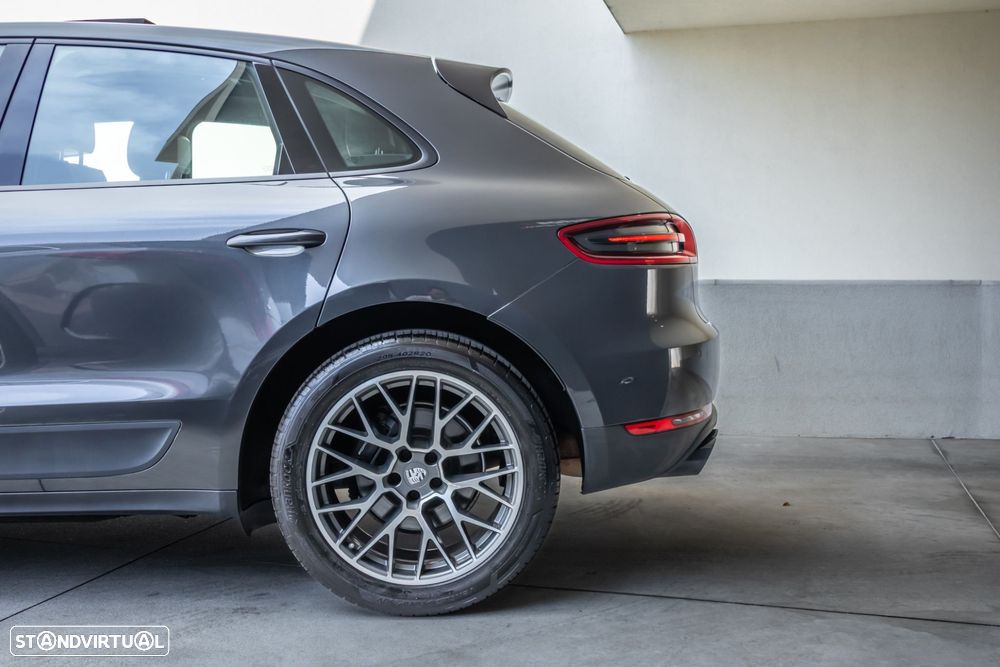 Porsche Macan - 12