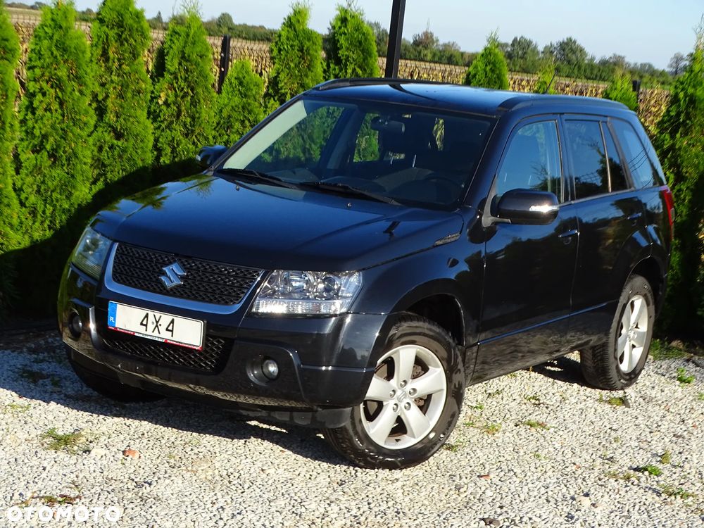 Suzuki Grand Vitara 2013 photo 2