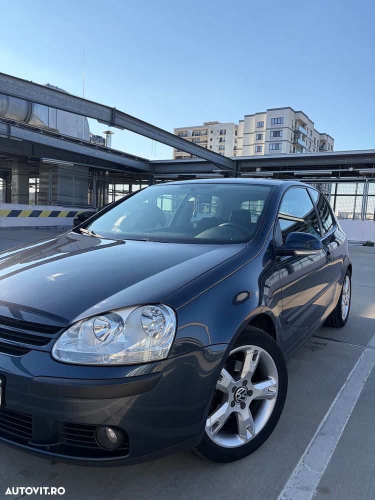 Volkswagen Golf 1.6 Comfortline - 6
