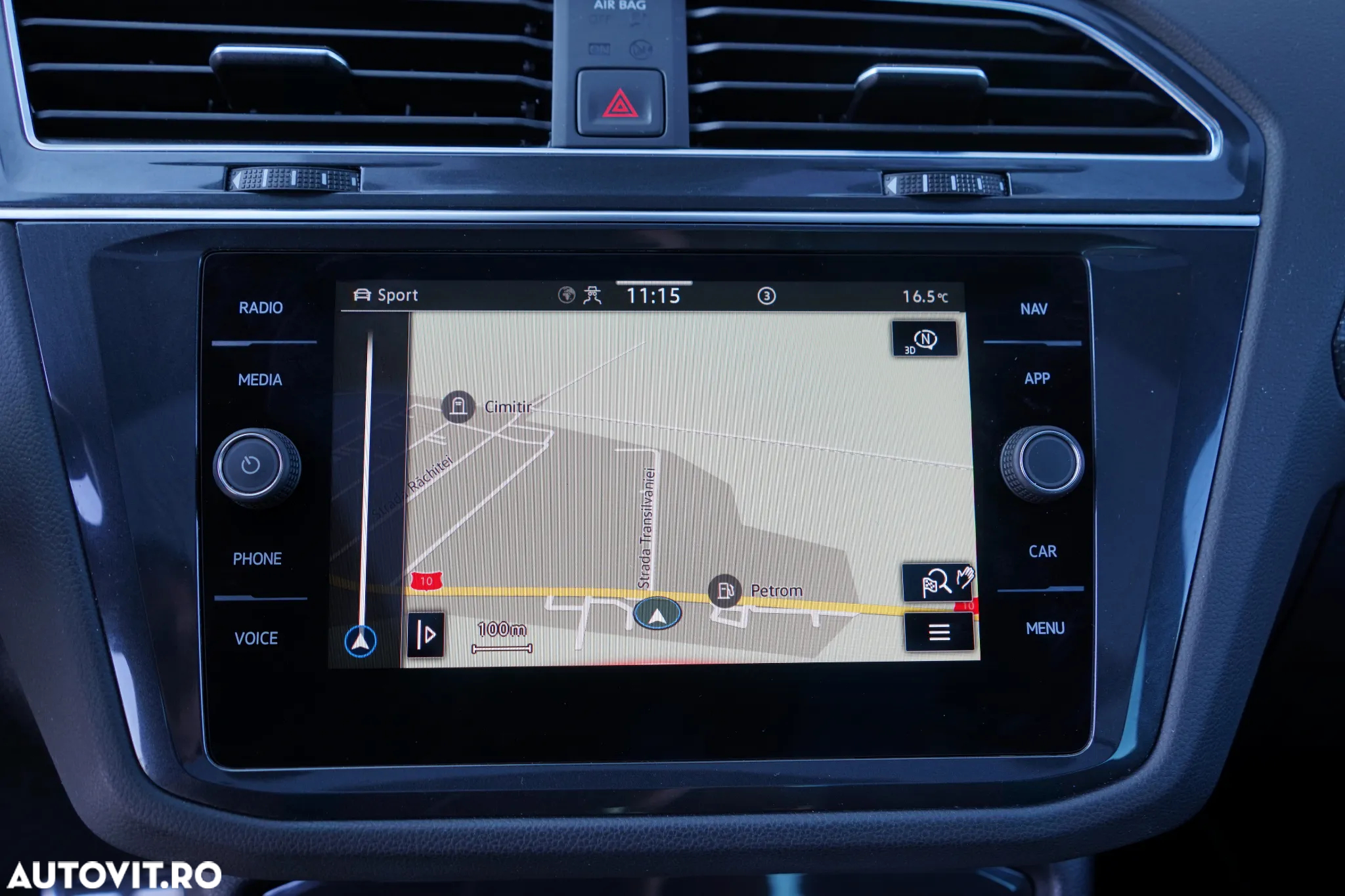 Volkswagen Tiguan - 19