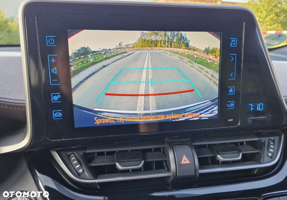 Toyota C-HR 1.8 Hybrid Prestige - 24