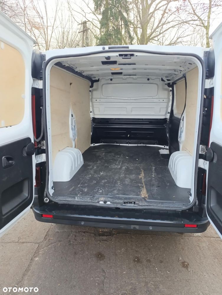 Renault Traffic - 12
