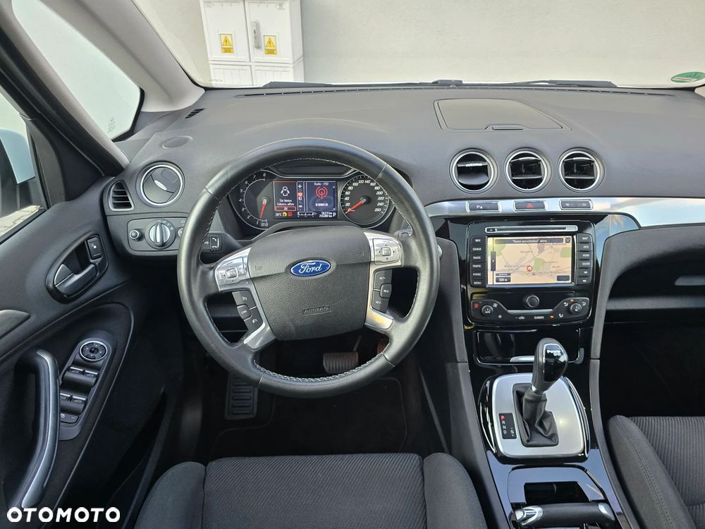 Ford S-Max - 28