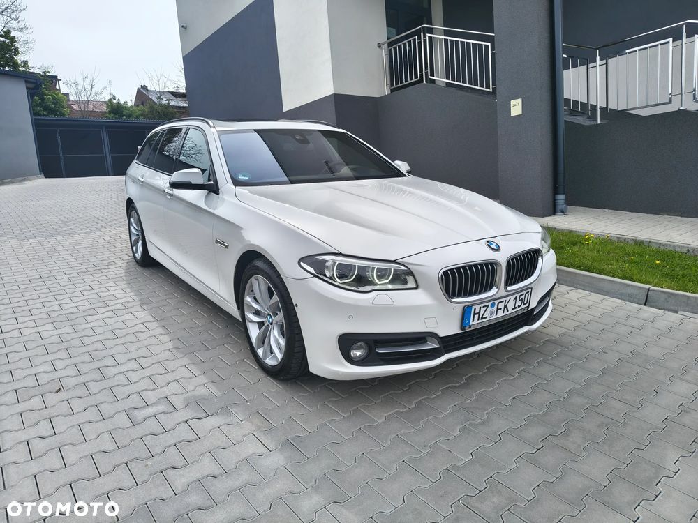 BMW Seria 5 525d xDrive Sport-Aut Luxury Line - 2