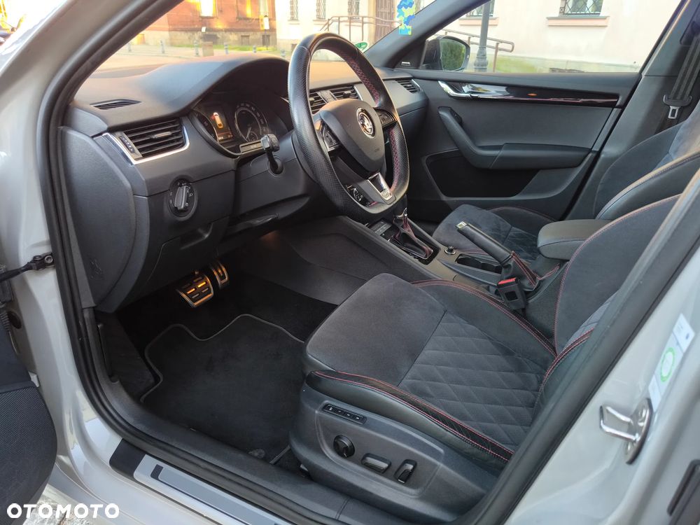 Skoda Octavia 2.0 TSI RS 245 DSG - 3
