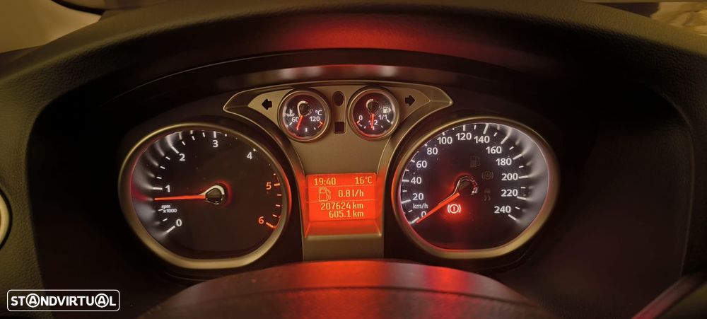 Ford Focus SW 1.6 TDCi Titanium 17 - 2