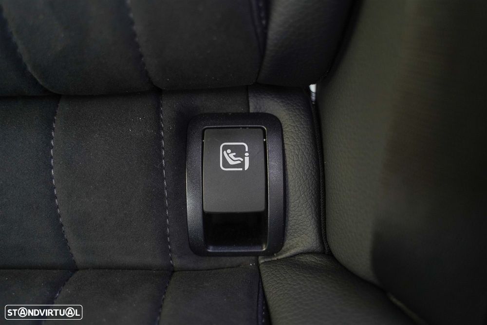 Mercedes-Benz E 300 de - 17