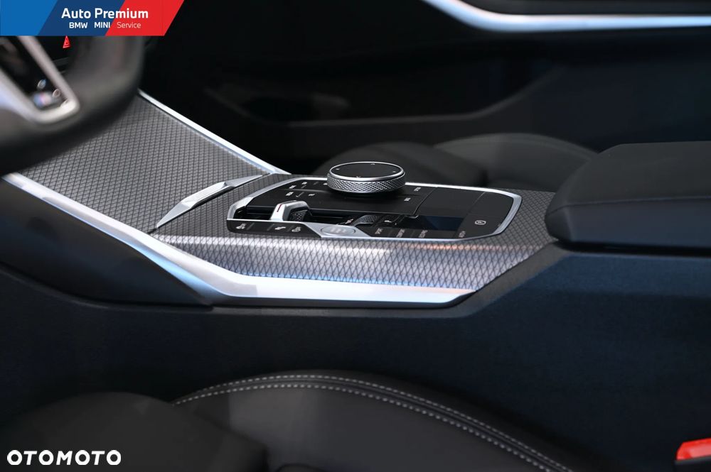 BMW Seria 3 320i xDrive M Sport sport - 9