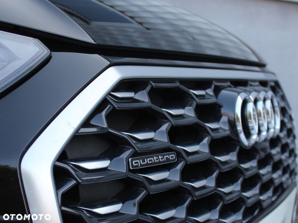 Audi Q5 Sportback - 33