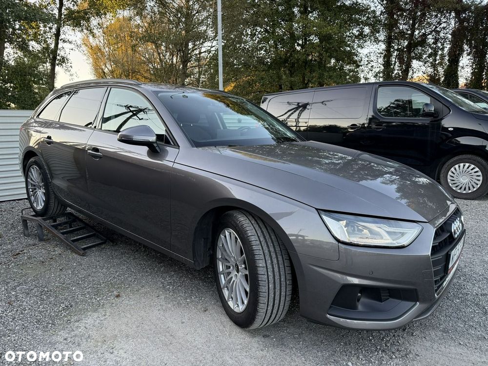 Audi A4 Avant - 4