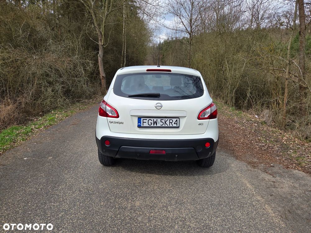 Nissan Qashqai 2.0 dCi Visia EU5 - 6