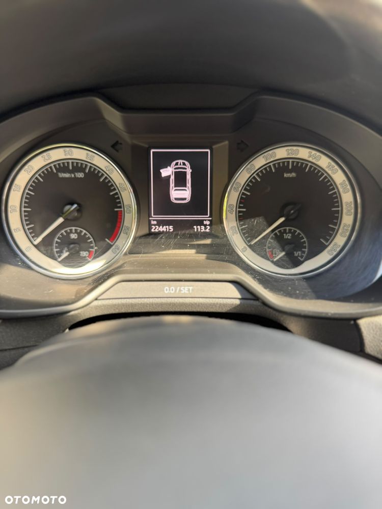 Skoda Octavia 2.0 TDI Style DSG - 7