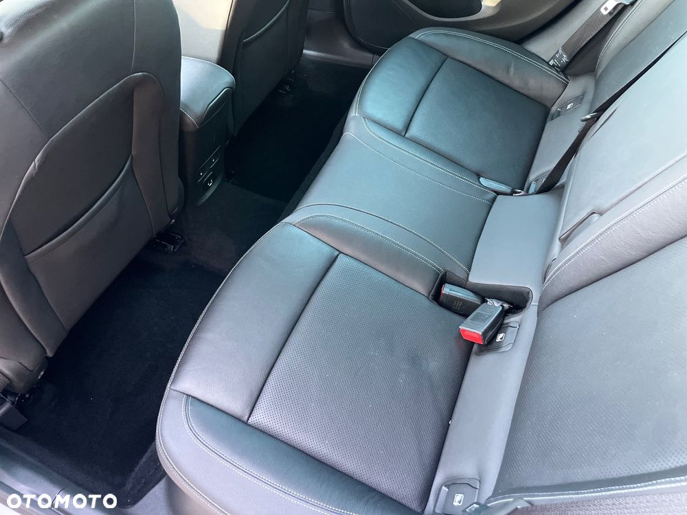 Opel Astra 1.4 Turbo Innovation - 11