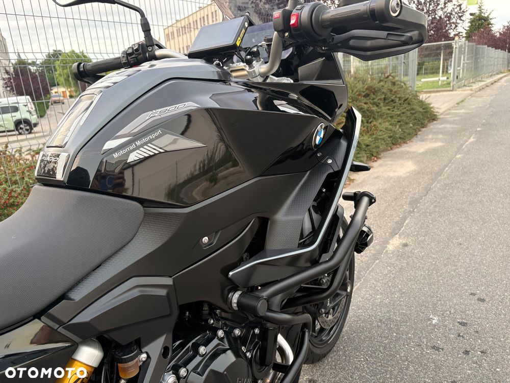 BMW F - 36