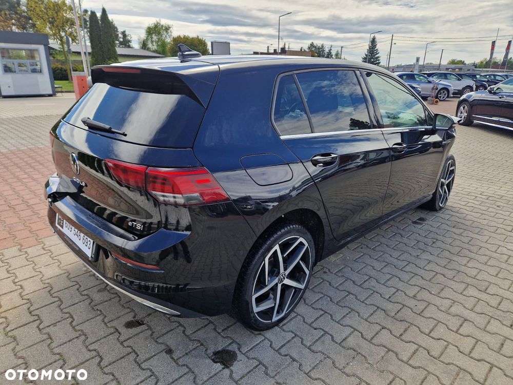 Volkswagen Golf 1.5 eTSI EVO Style DSG - 3