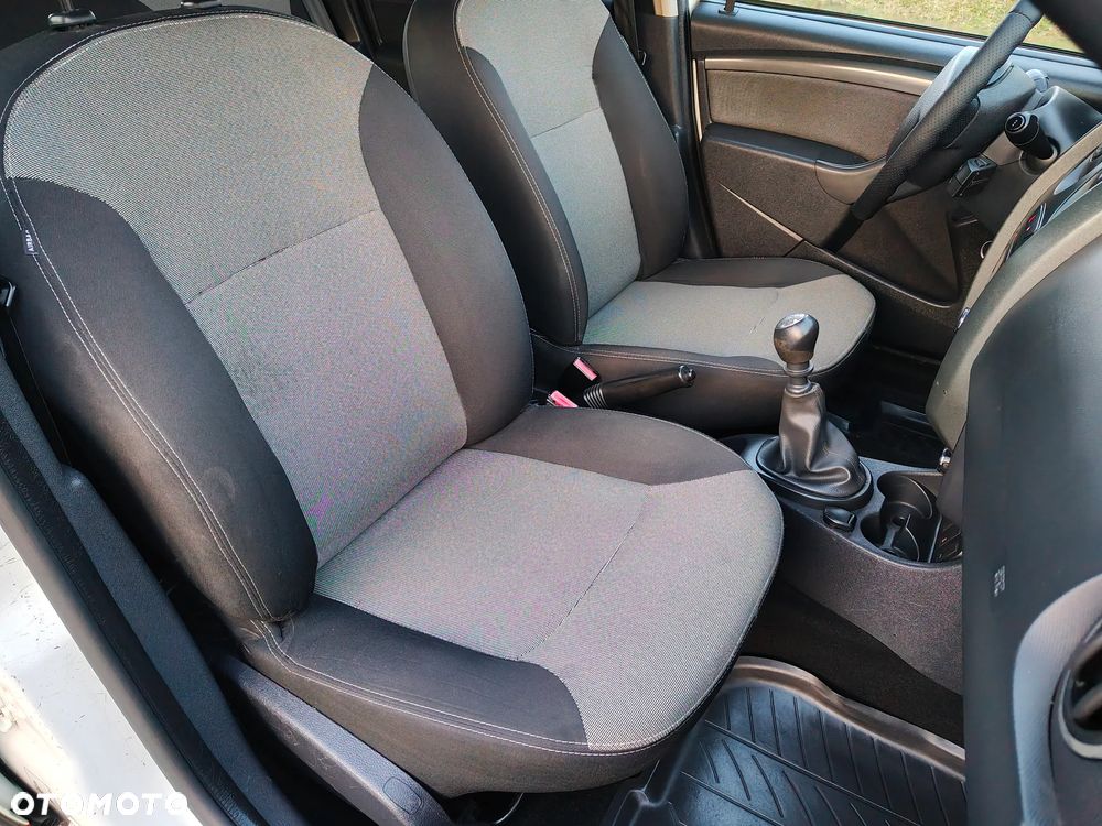 Dacia Duster 1.6 Ambiance 4x4 - 32