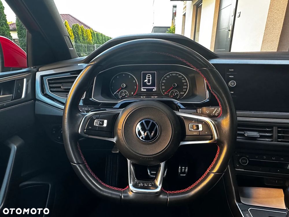 Volkswagen Polo 2.0 TSI OPF DSG GTI - 26