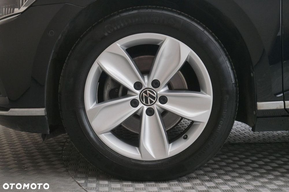 Volkswagen Passat Variant 2.0 TSI Elegance DSG - 14