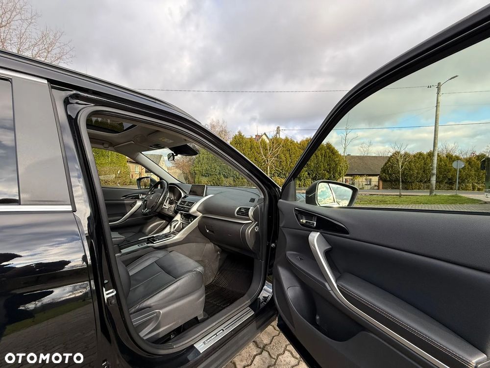 Mitsubishi Eclipse Cross 1.5 T GPF Intense Pro CVT 4WD - 23