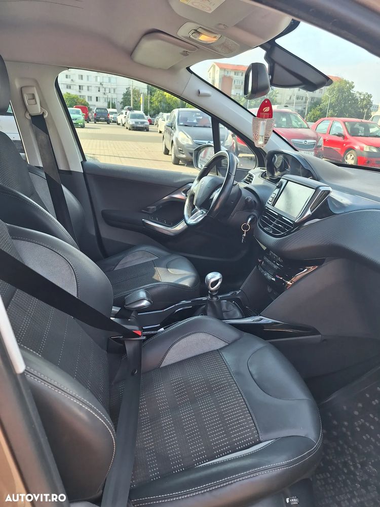 Peugeot 2008 1.6 BlueHDi FAP S&S Active - 9