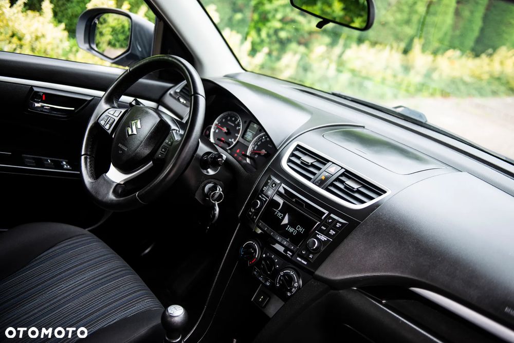 Suzuki Swift 1.2 Club - 36