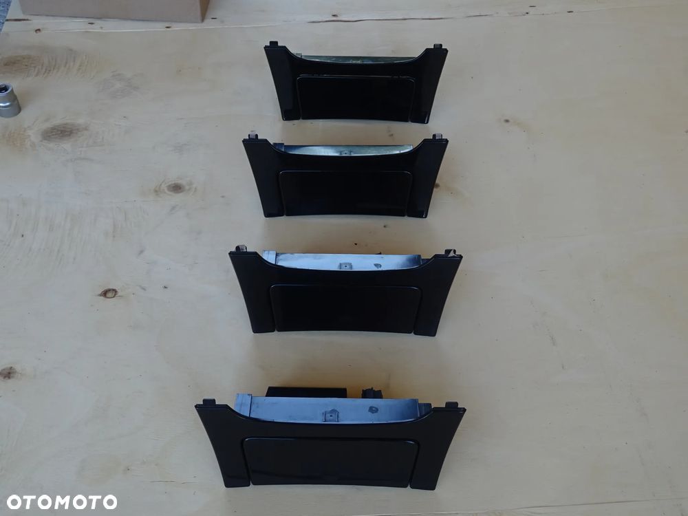POPIELNICZKA GNIAZDO 12V PANEL DESKI CZARNY DEKOR OPEL INSIGNIA A - 4