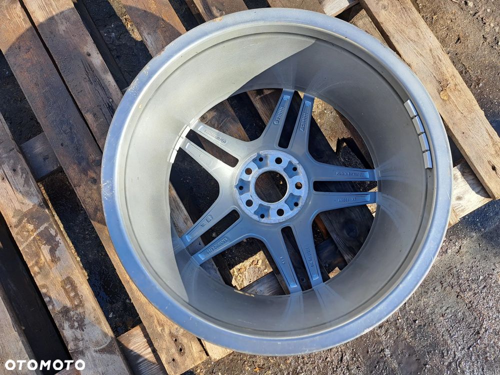 Oryg. Mercedes C-Klasa 205 A205 A2054012000 9.5j 19 et56 AMG 6040 - 2