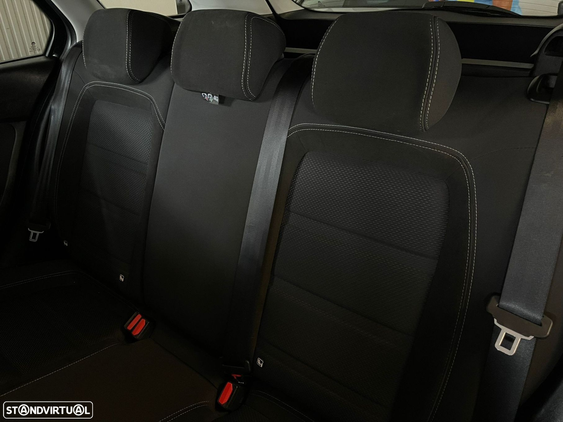 Fiat Tipo Station Wagon 1.3 M-Jet Lounge - 26