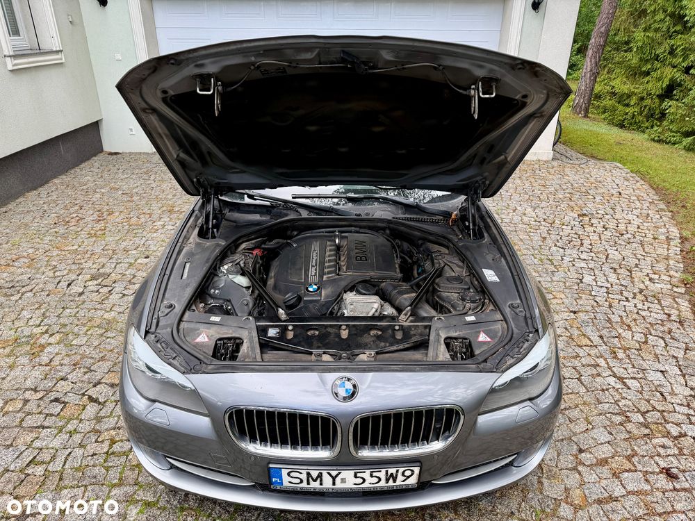 BMW Seria 5 535i xDrive Luxury Line - 10
