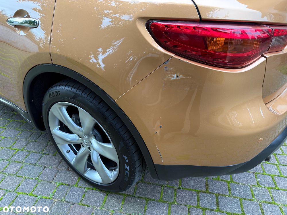 Infiniti FX FX37 S - 2