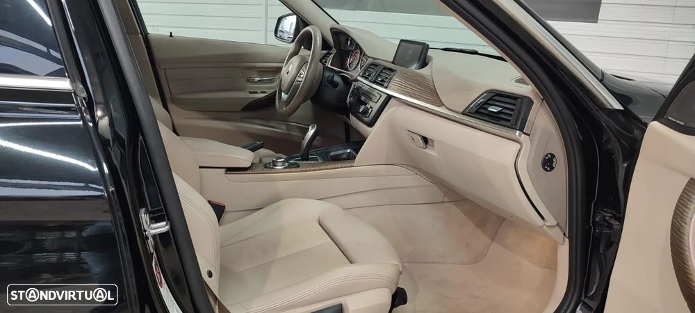 BMW 320 d Touring Aut. Sport Line - 28