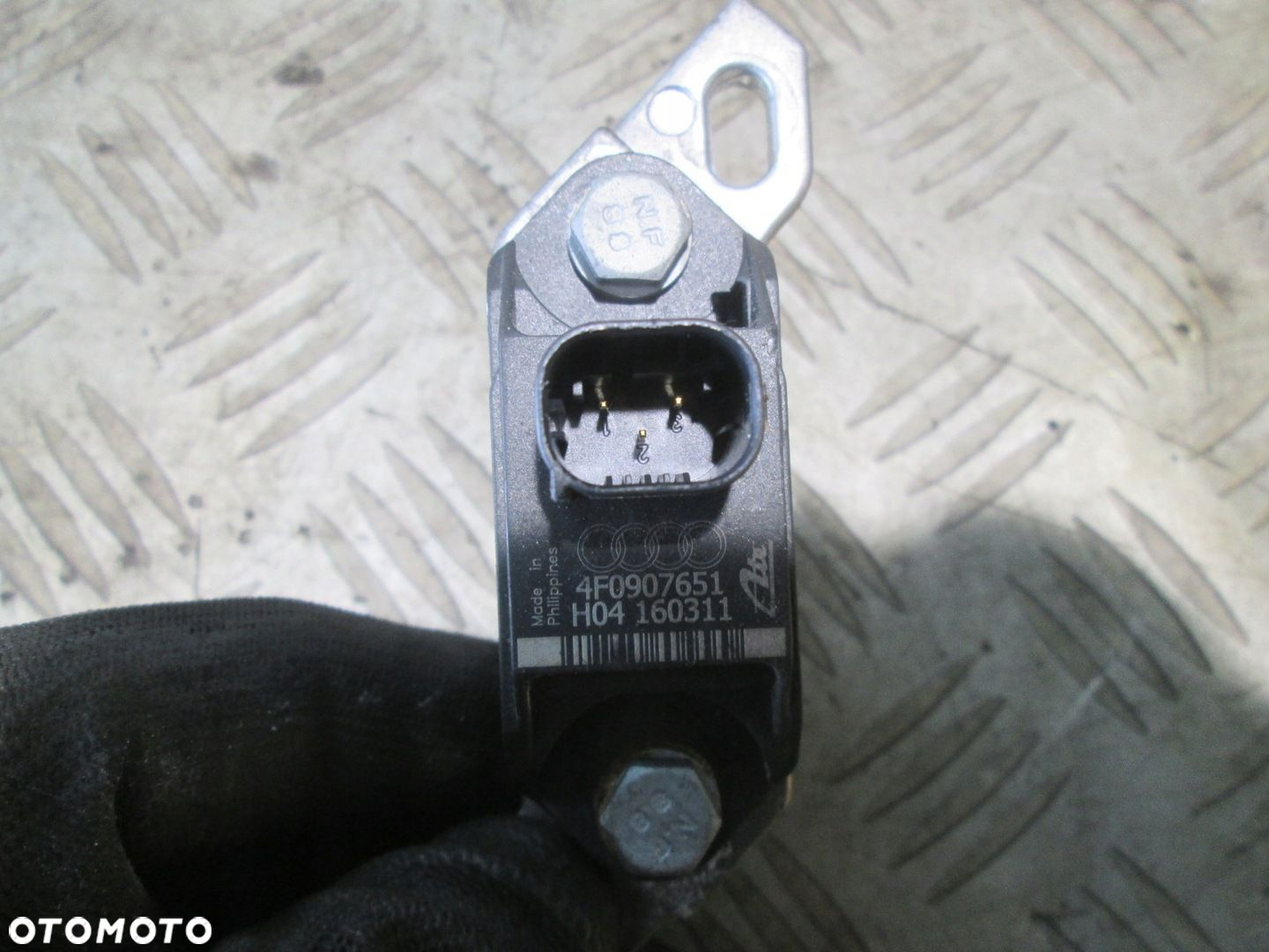CZUJNIK PRZYSPIESZENIA 4F0907651 AUDI A4 B8 A5 8T A6 C6 - 2
