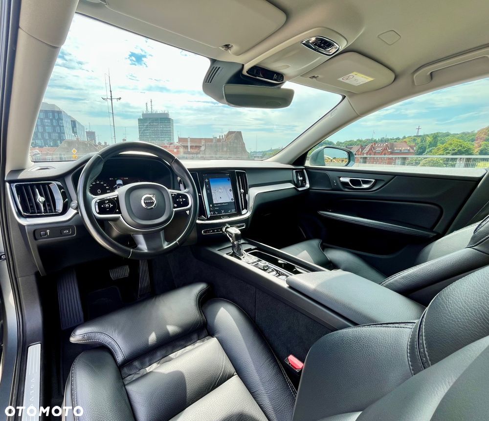 Volvo V60 Cross Country Pro D4 AWD - 18