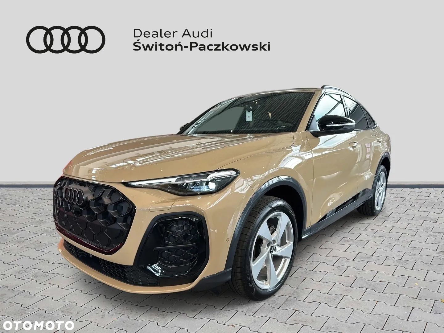 Audi Q5 Sportback - 1