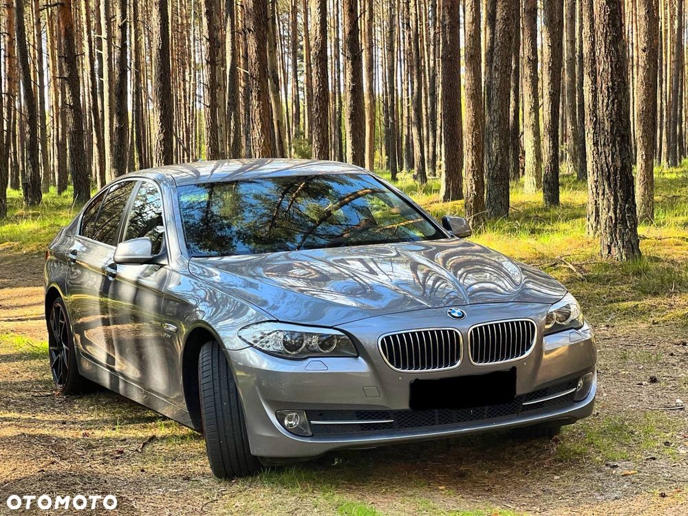 BMW Seria 5 525d - 2